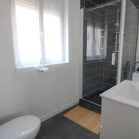 Le Fanfrelin : Grand Studio Renove/ Wi-Fi Angoulême Exterior foto